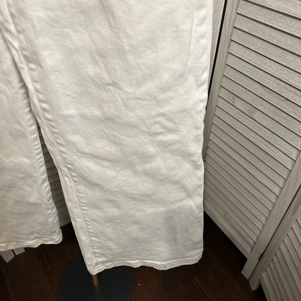 ⛔️Size 9/29 white wide legged jeans - Picture 3 of 8